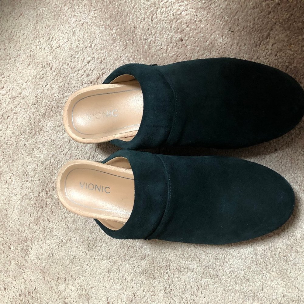 Vionic Black Suede Clogs - Size 11